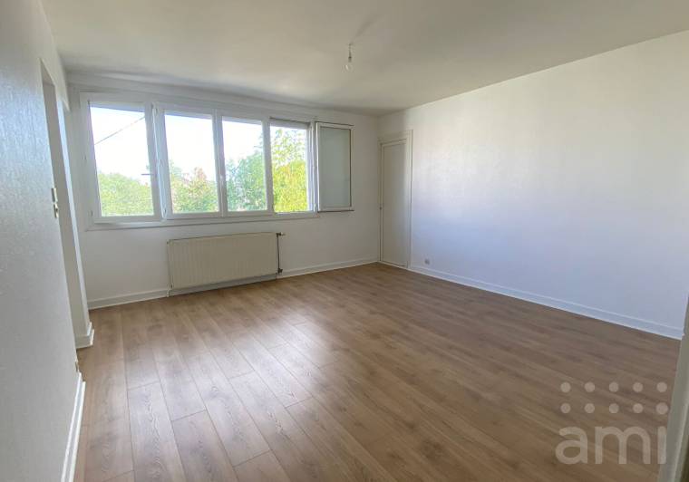 Appartement 3 pièces 75 m² · à Niort · 75 m² · 147 500 €